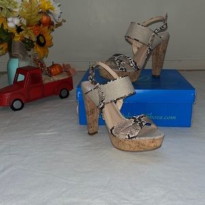 My Delicious Shoes Patricia Tan/Faux Snake Skin sz 7M